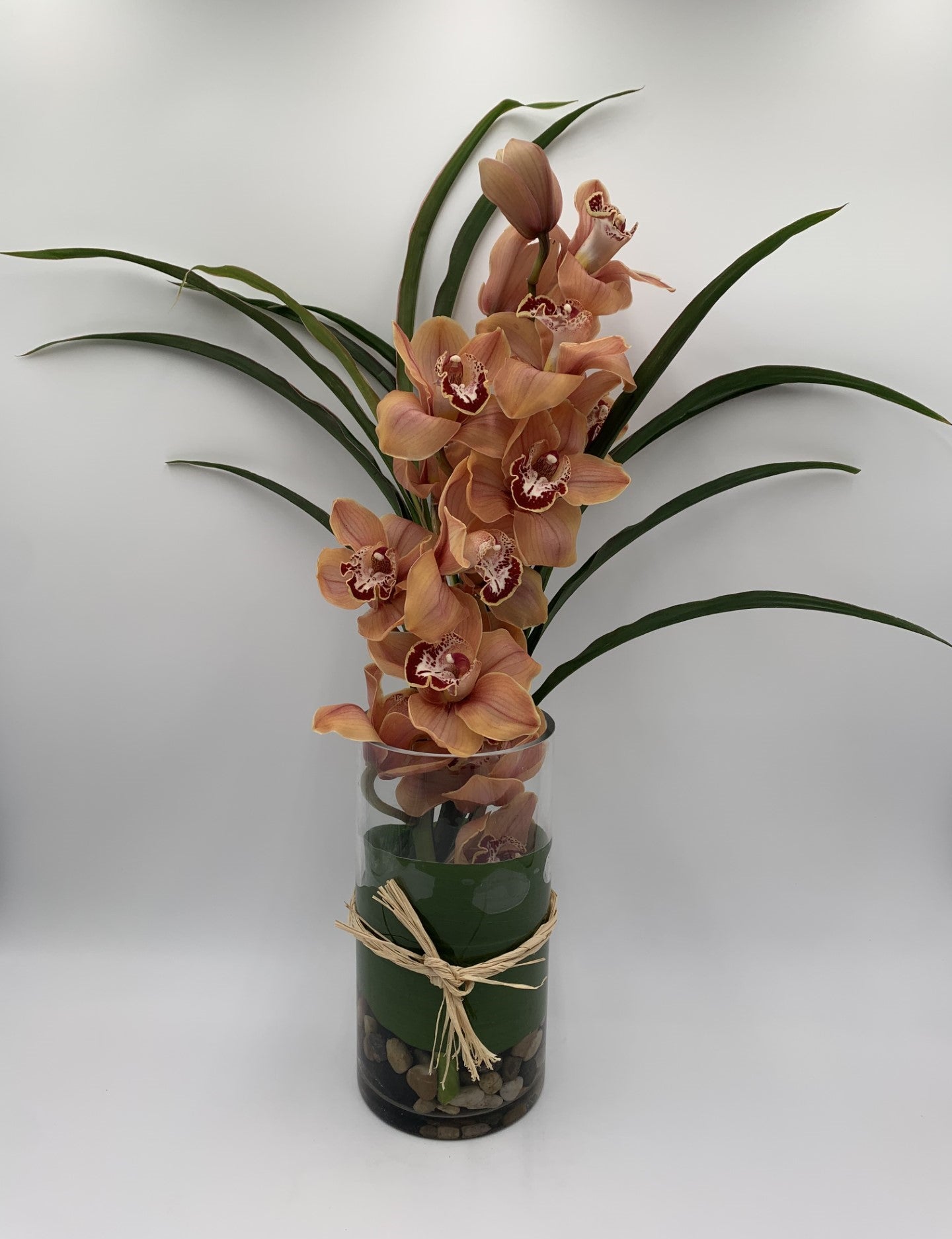 MV126 - Cymbidium Vase